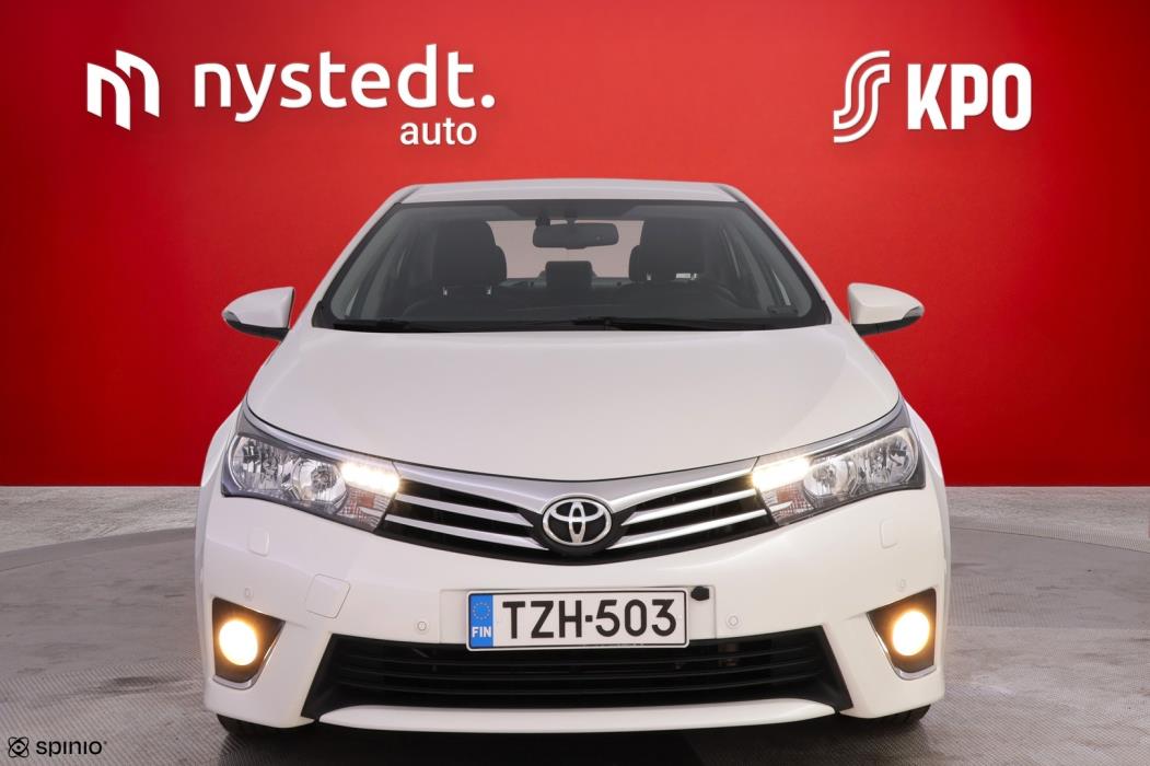TOYOTA Corolla 2014