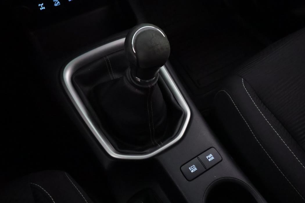 TOYOTA Hilux 2018