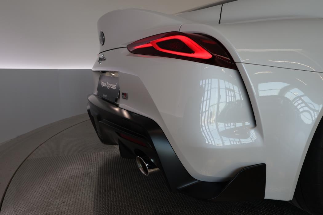 TOYOTA GR SUPRA 2021