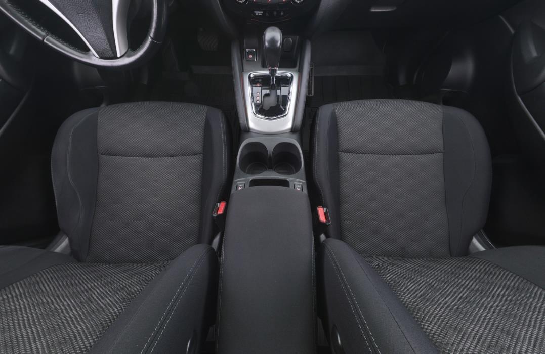 NISSAN Qashqai 2017