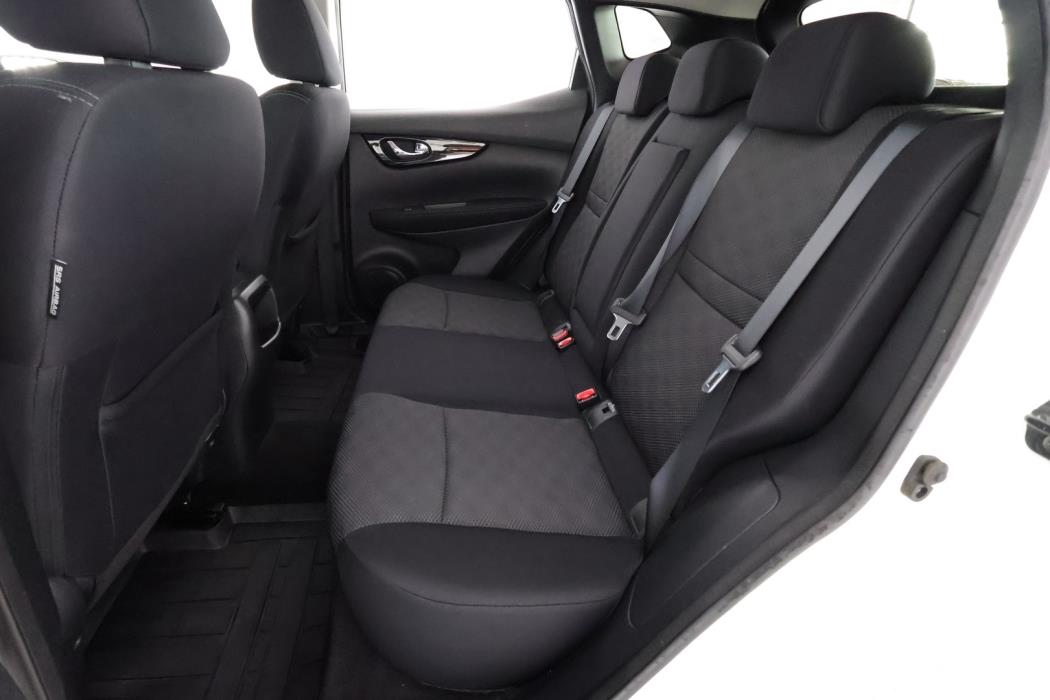 NISSAN Qashqai 2017