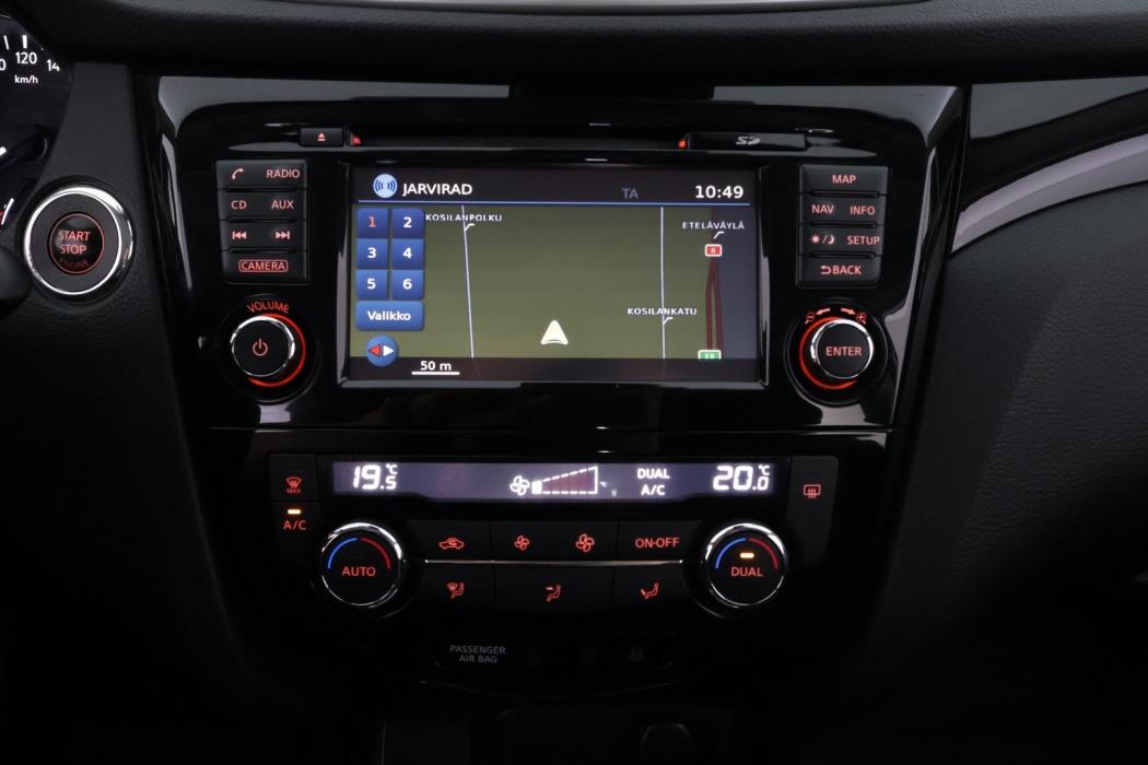 NISSAN Qashqai 2017