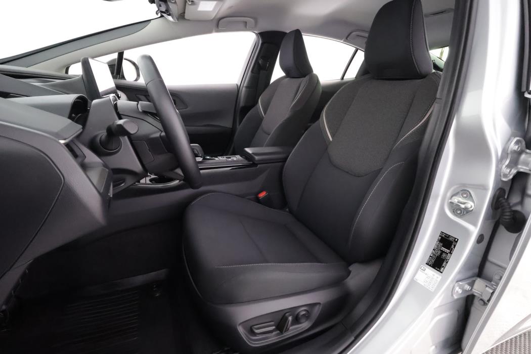 TOYOTA Prius Plug-in 2023