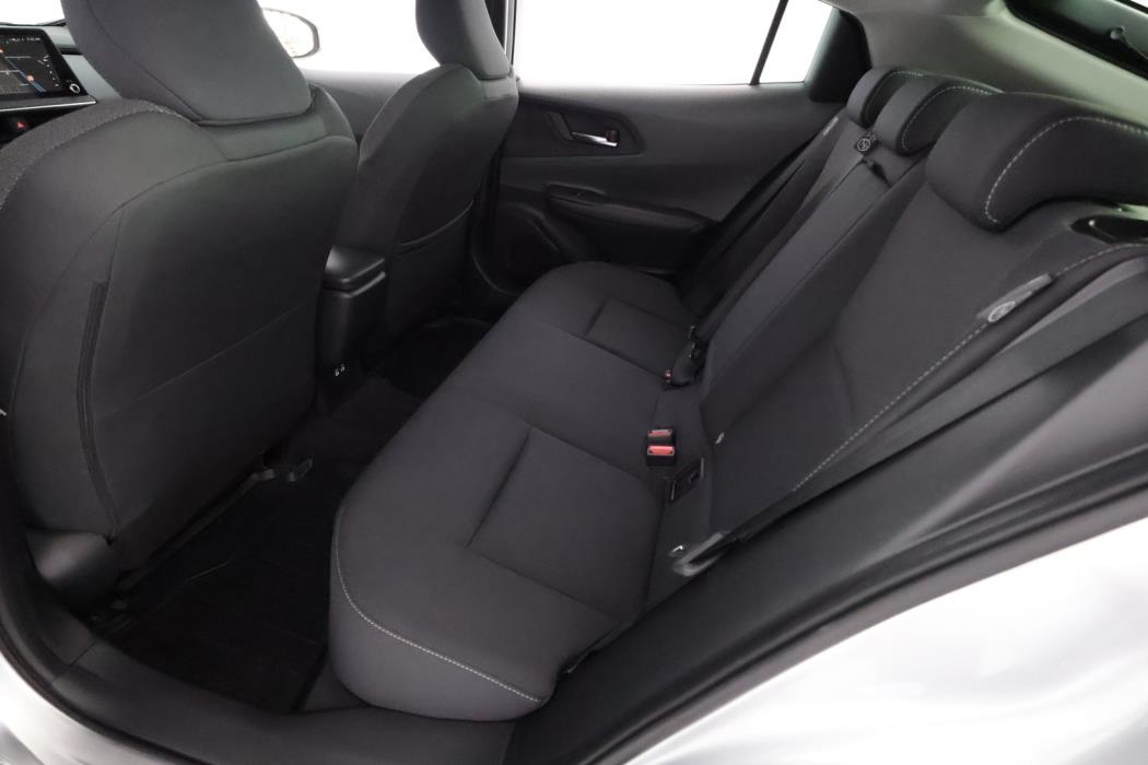 TOYOTA Prius Plug-in 2023
