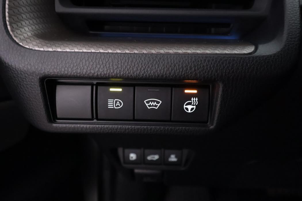 TOYOTA Prius Plug-in 2023