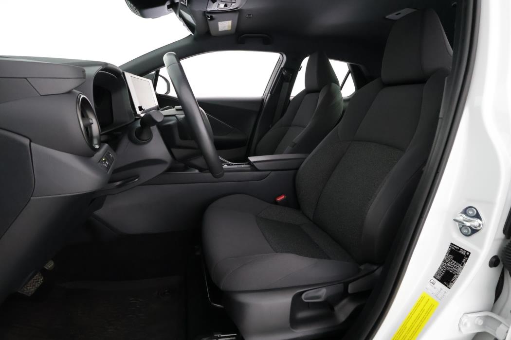 TOYOTA C-HR 2024