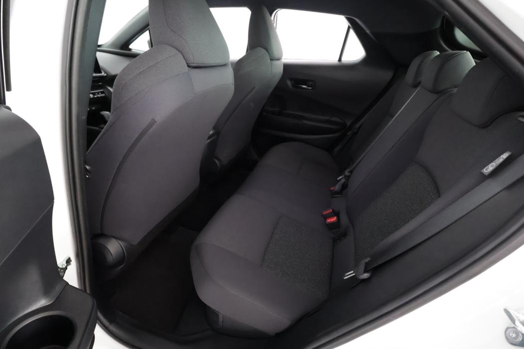 TOYOTA C-HR 2024