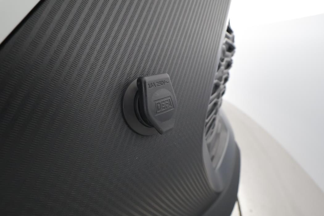 TOYOTA C-HR 2024