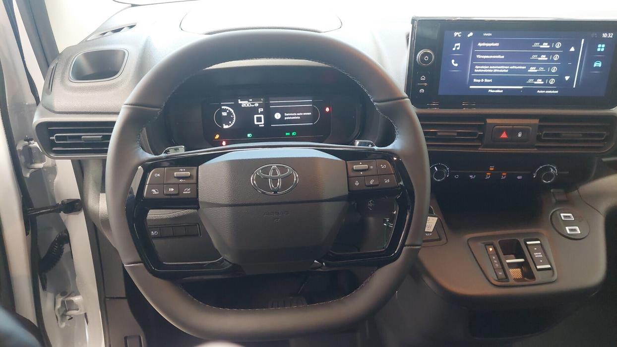 TOYOTA Proace CITY 2025