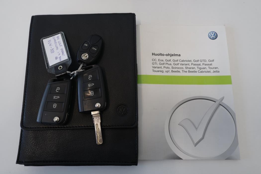 VOLKSWAGEN Golf 2014