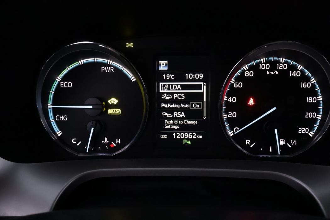 TOYOTA RAV4 2019