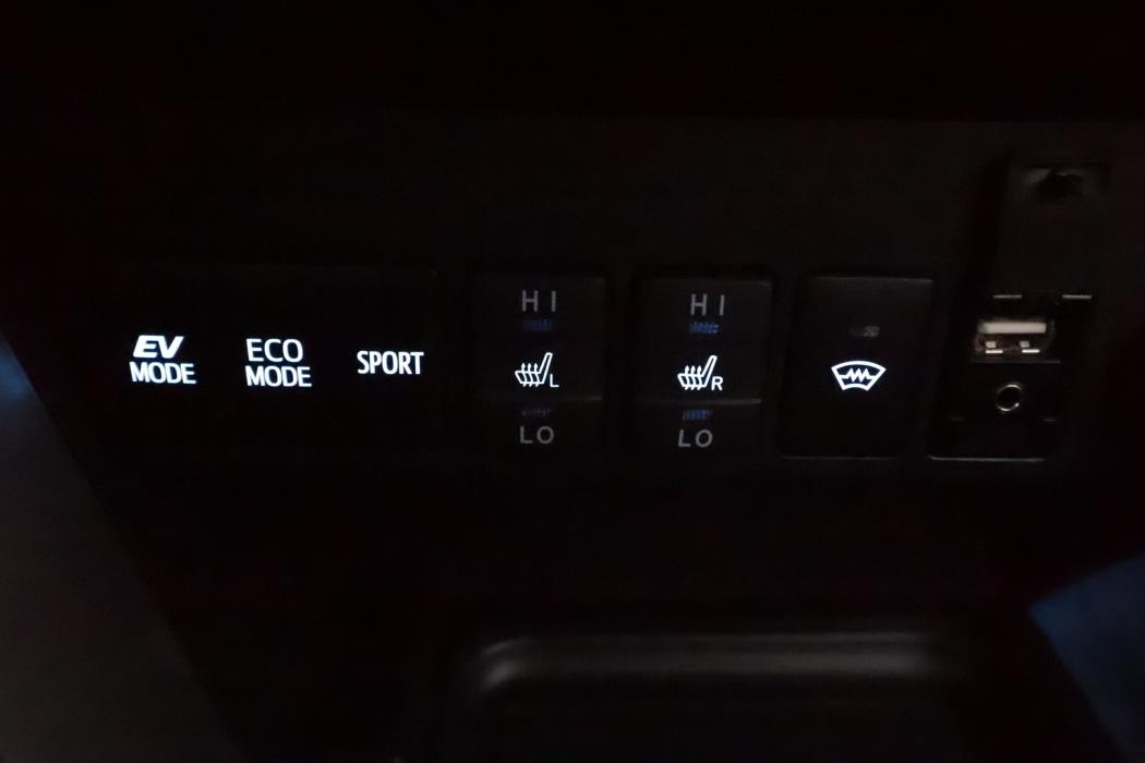 TOYOTA RAV4 2019
