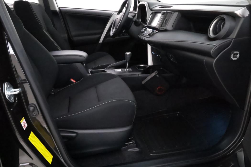 TOYOTA RAV4 2019