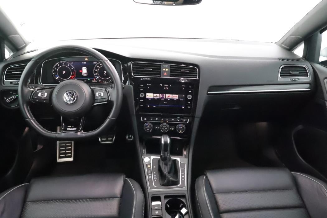 VOLKSWAGEN Golf 2019