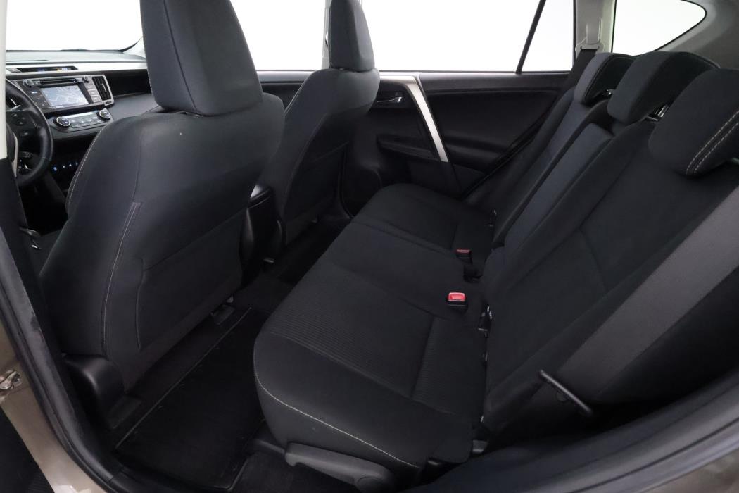 TOYOTA RAV4 2015