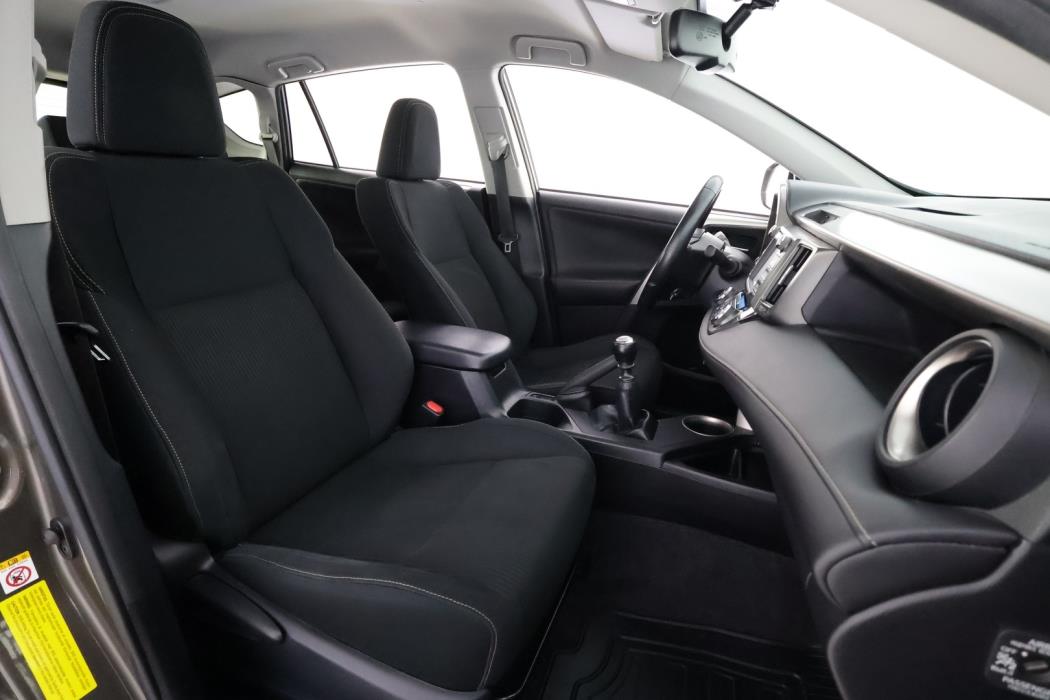 TOYOTA RAV4 2015