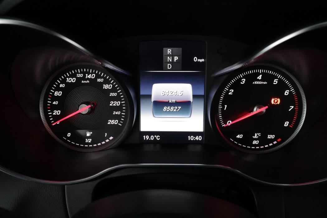 MERCEDES-BENZ C 2017