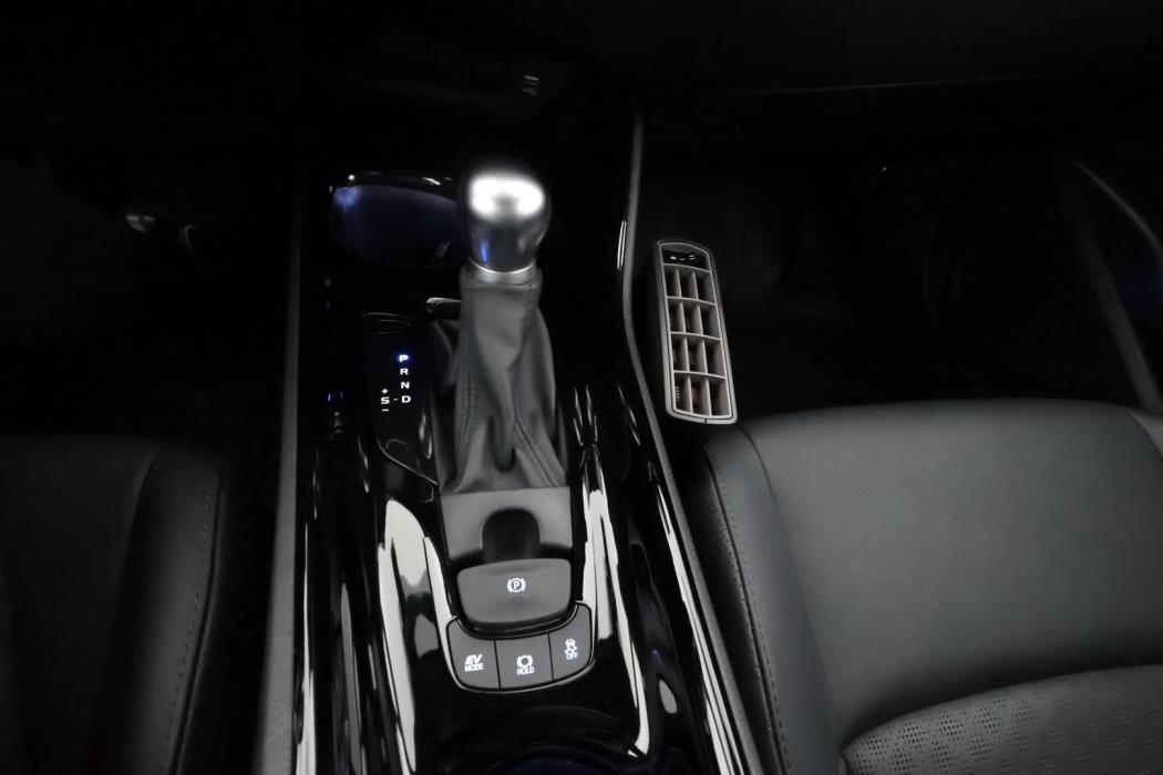 TOYOTA C-HR 2020