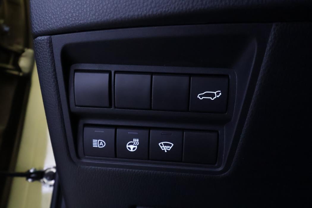 TOYOTA YARIS CROSS 2021