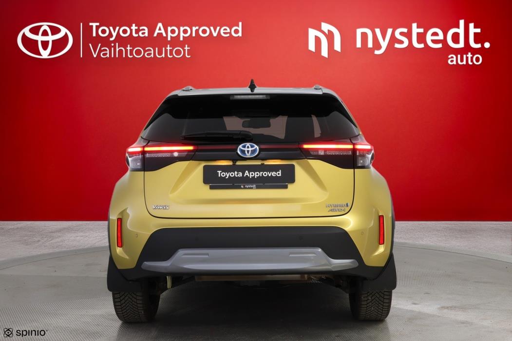 TOYOTA YARIS CROSS 2021