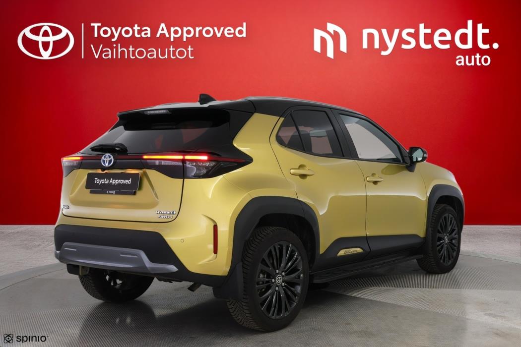 TOYOTA YARIS CROSS 2021