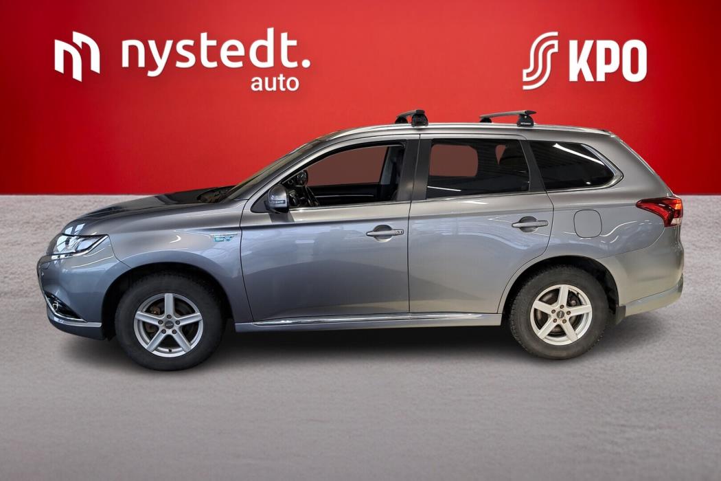 MITSUBISHI Outlander PHEV 2016