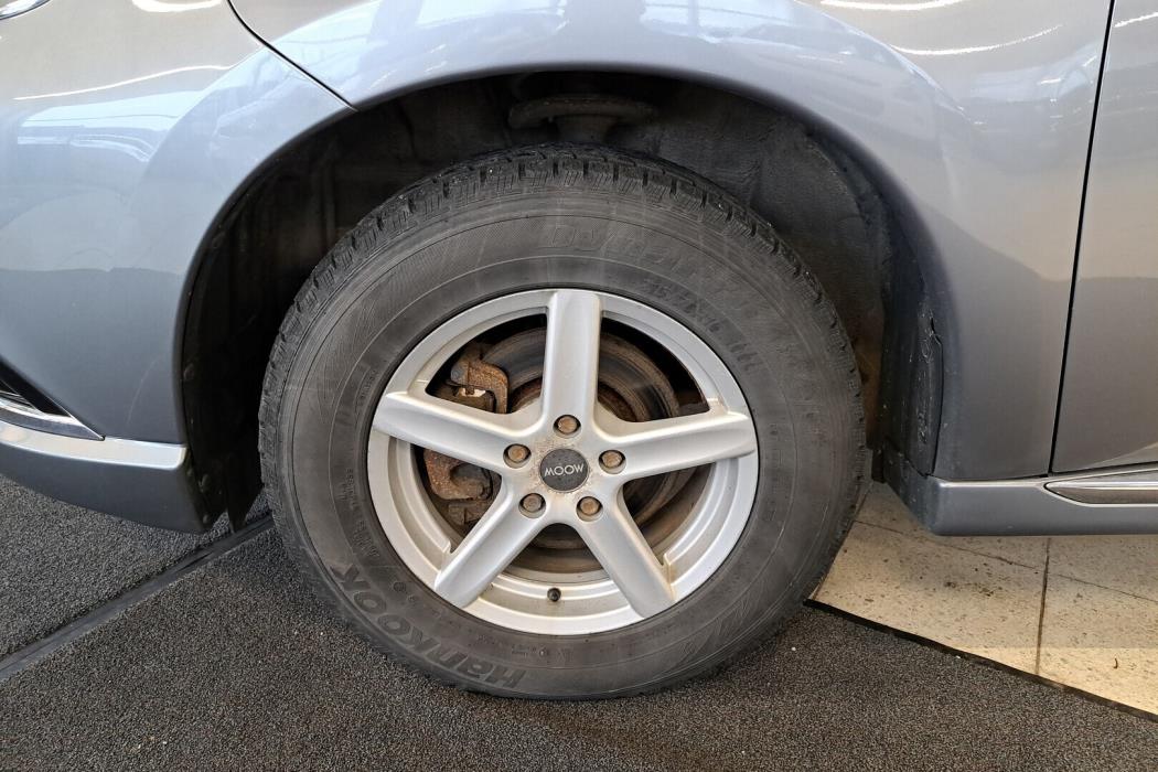 MITSUBISHI Outlander PHEV 2016