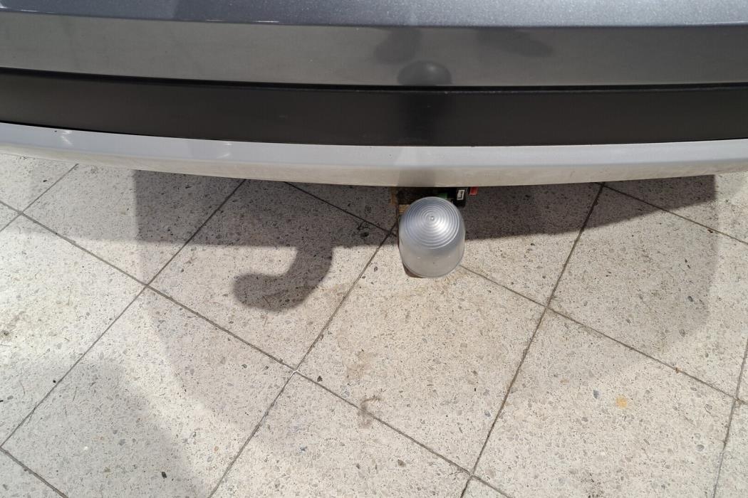 MITSUBISHI Outlander PHEV 2016