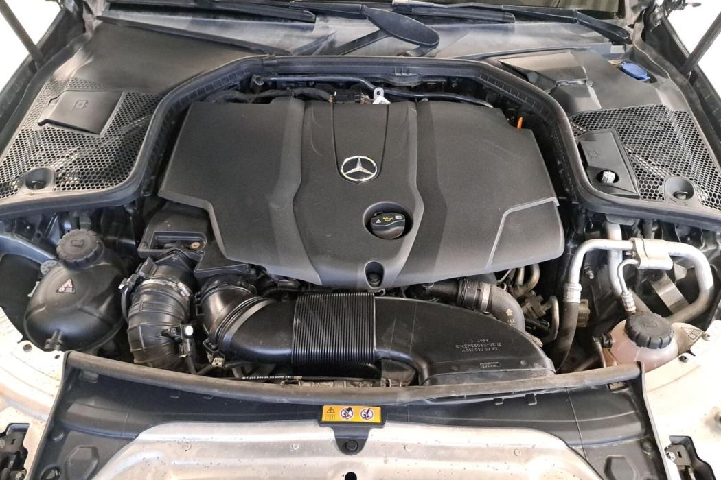 MERCEDES-BENZ C 2018