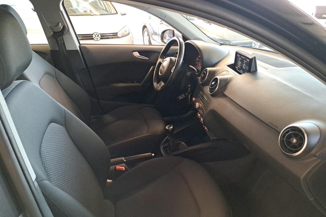 AUDI A1 2016
