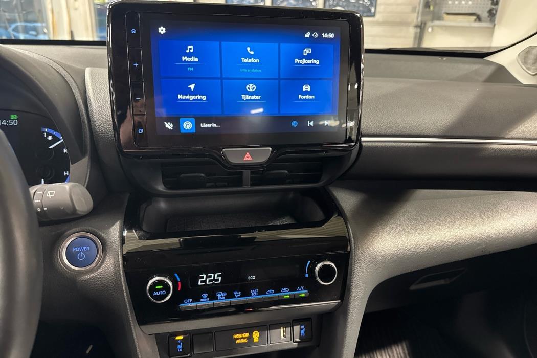 TOYOTA Yaris Cross 2023