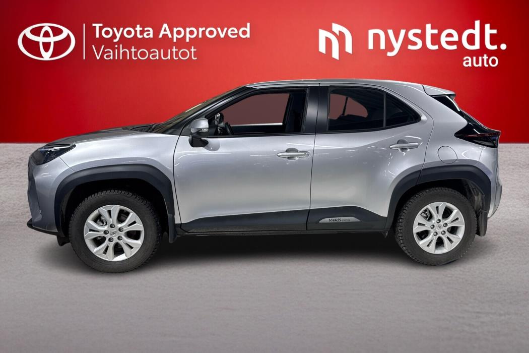 TOYOTA Yaris Cross 2023