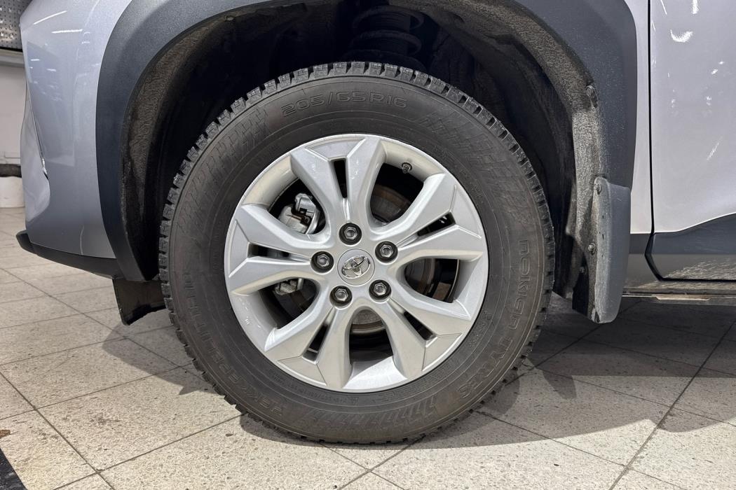 TOYOTA Yaris Cross 2023