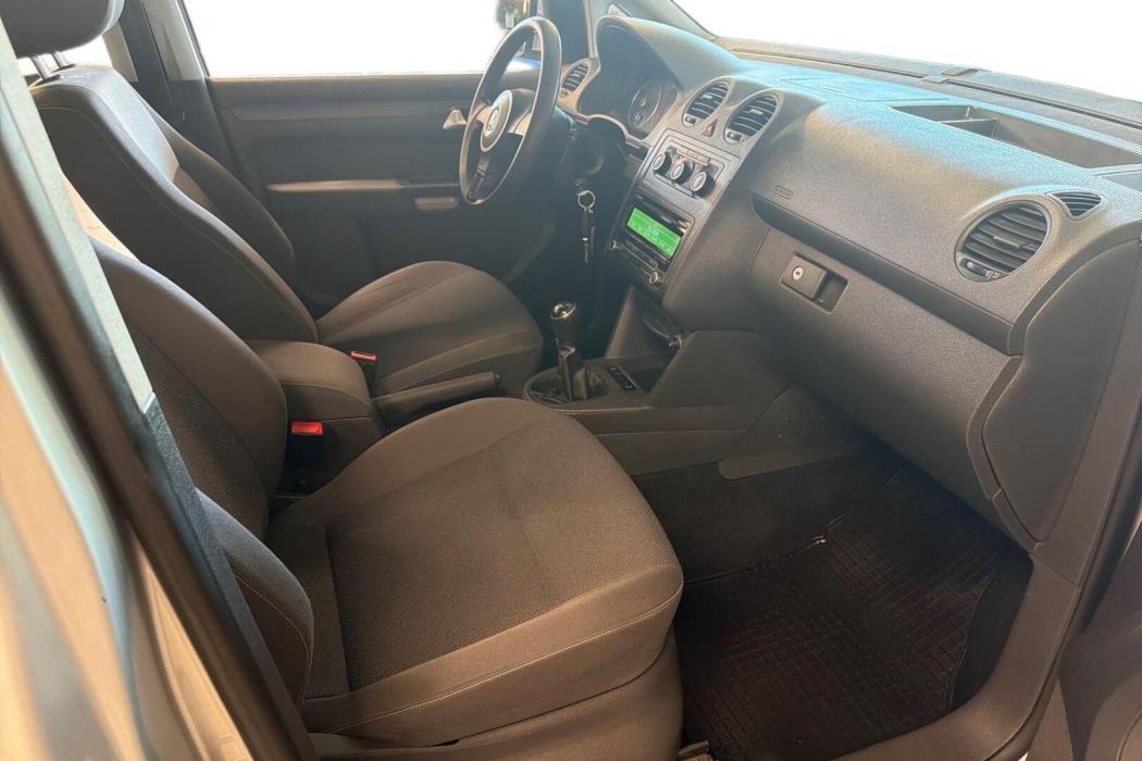 VOLKSWAGEN Caddy Maxi 2013