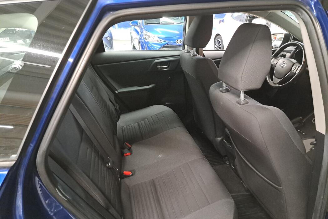 TOYOTA Auris 2017
