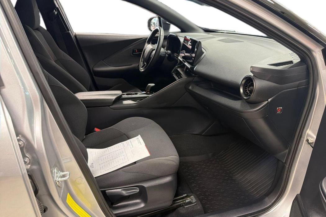 TOYOTA C-HR 2024