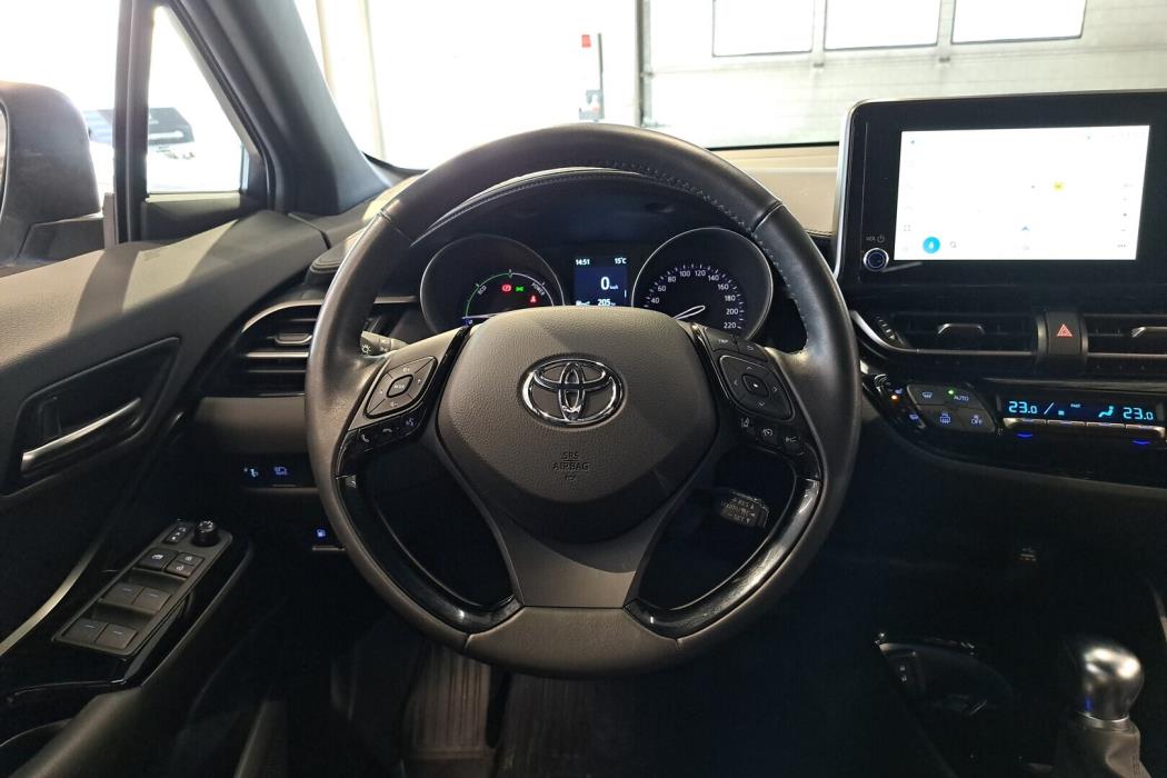 TOYOTA C-HR 2023