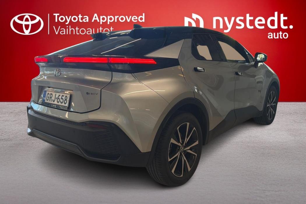 TOYOTA C-HR 2025
