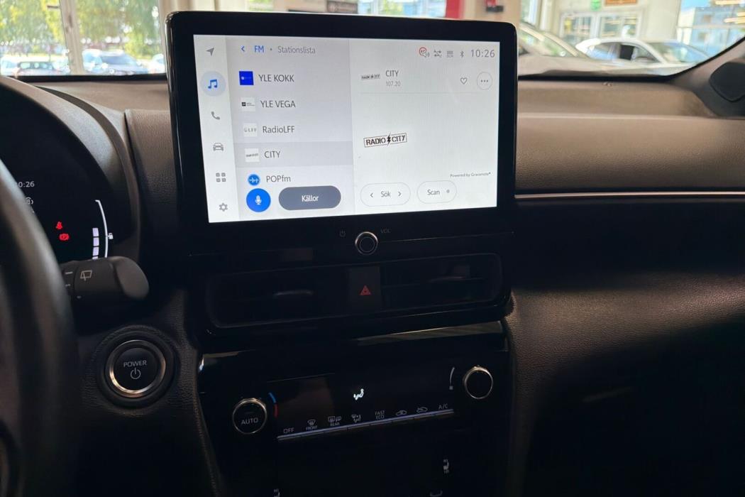 TOYOTA Yaris Cross 2025
