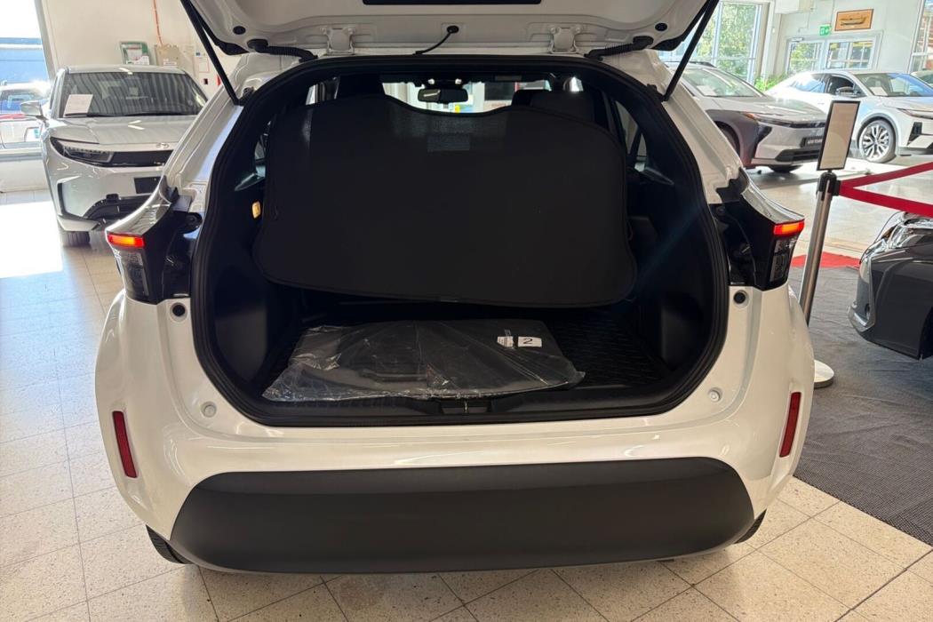 TOYOTA Yaris Cross 2025