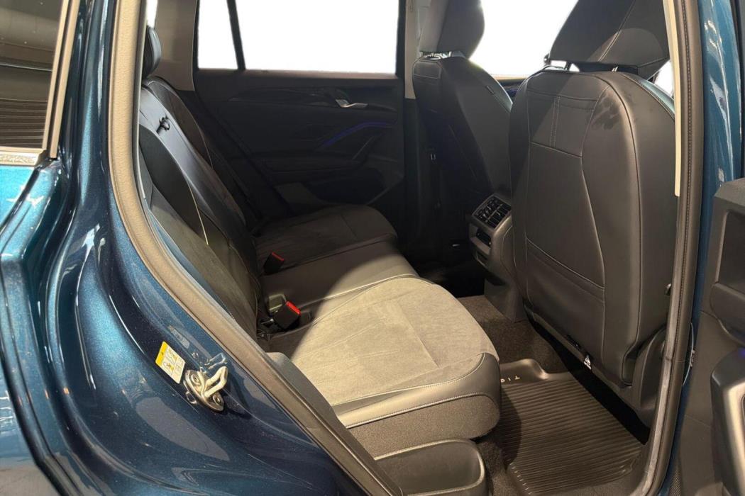 VOLKSWAGEN Tiguan 2025