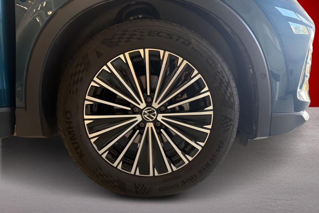 VOLKSWAGEN Tiguan 2025