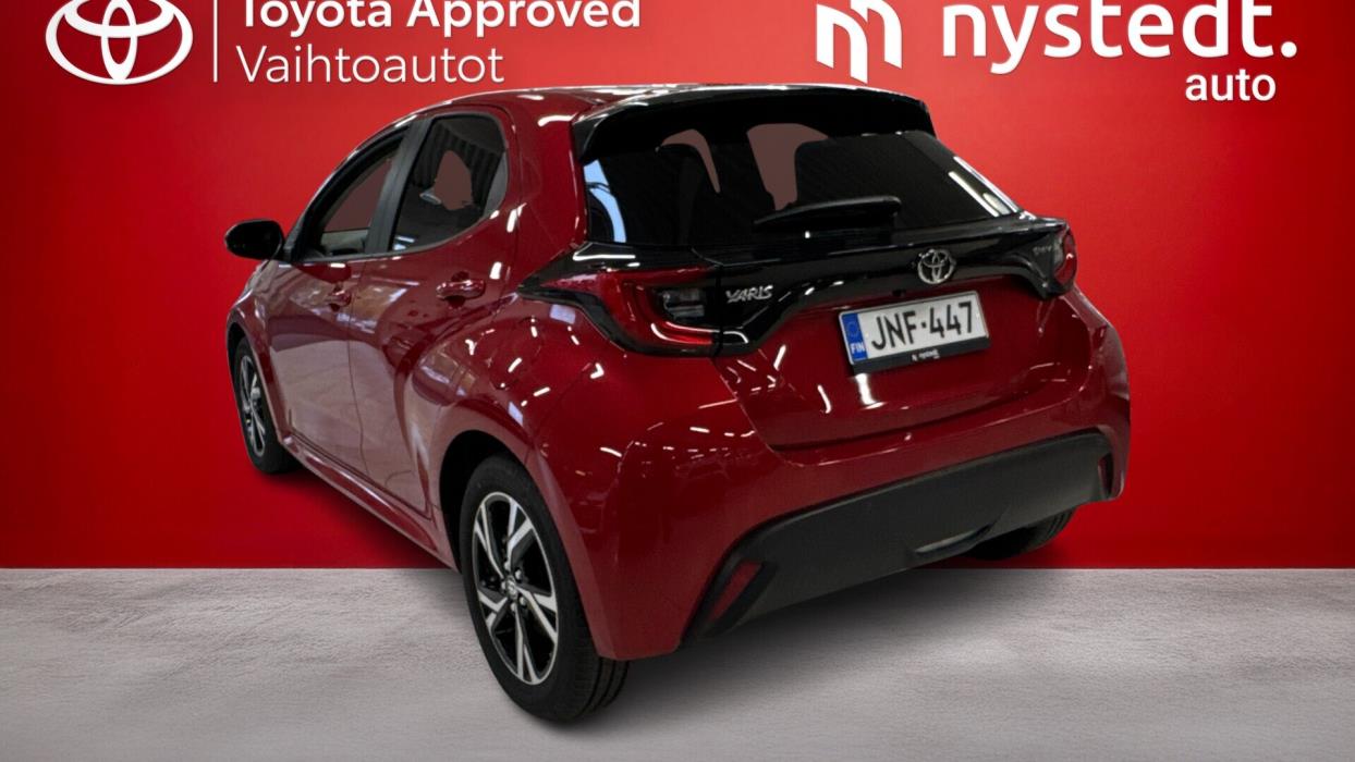 TOYOTA Yaris 2024