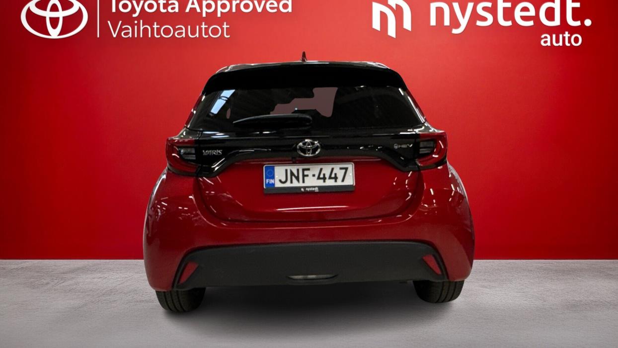 TOYOTA Yaris 2024