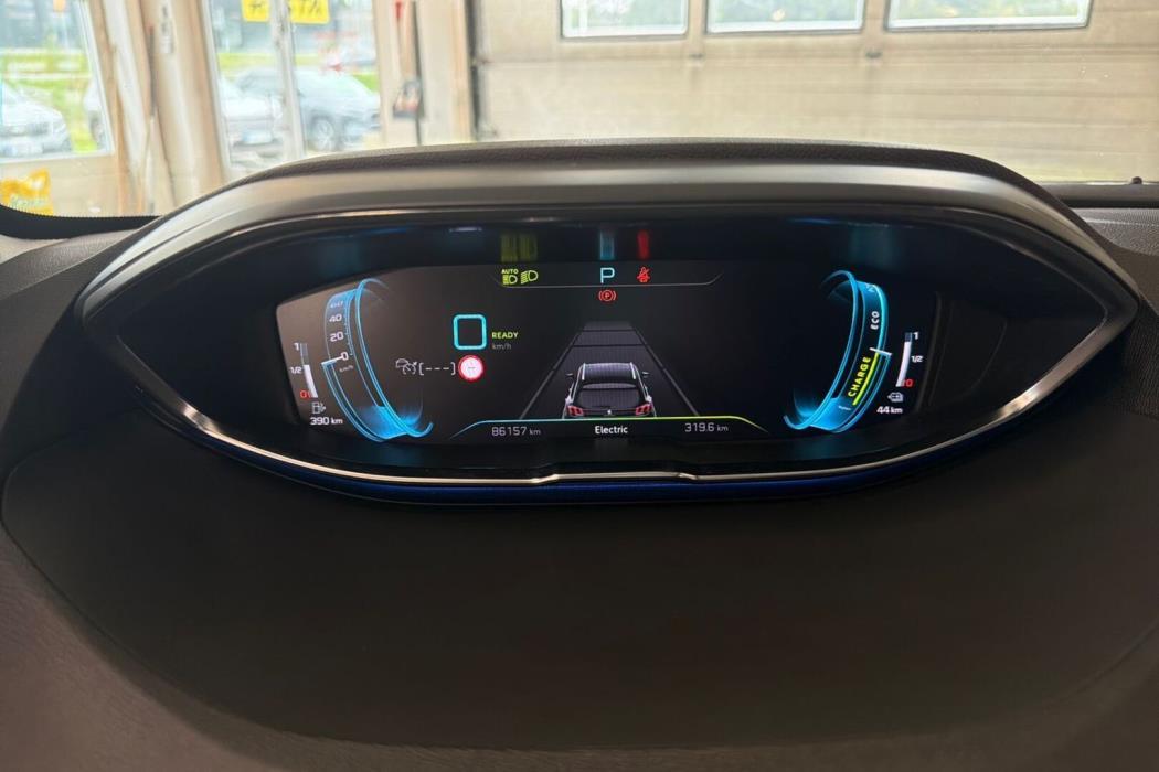 PEUGEOT 3008 2021