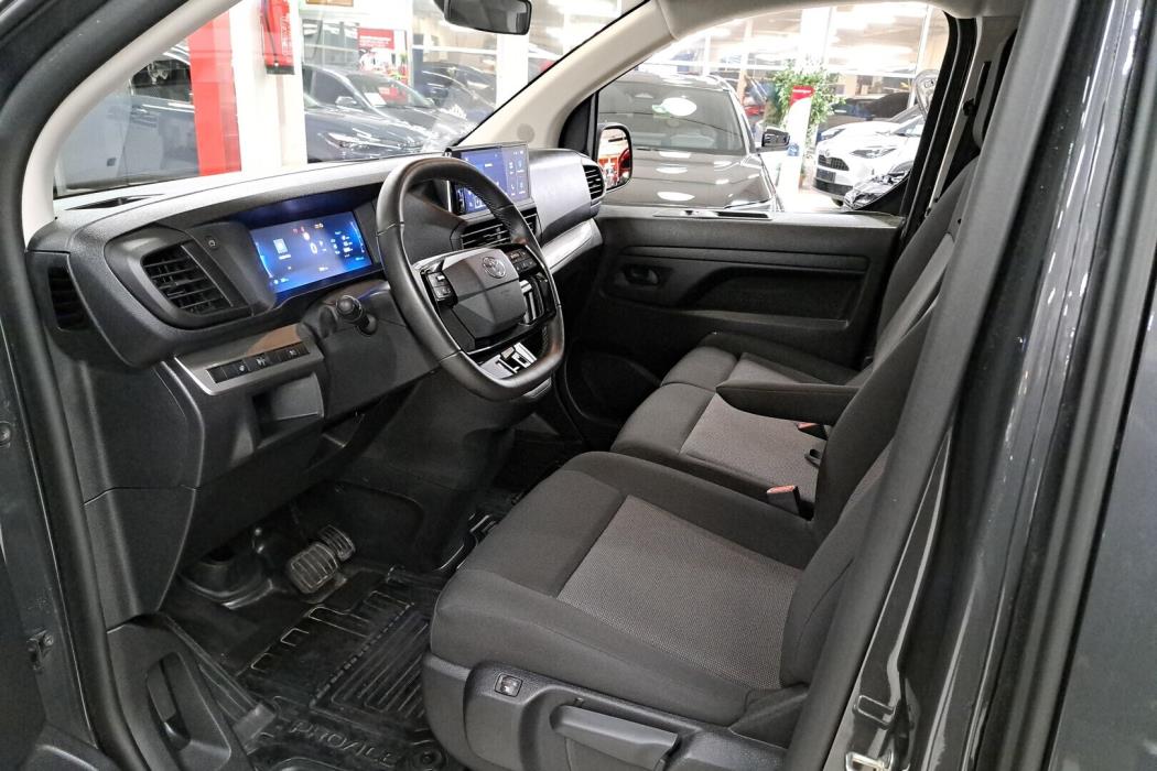 TOYOTA Proace 2024