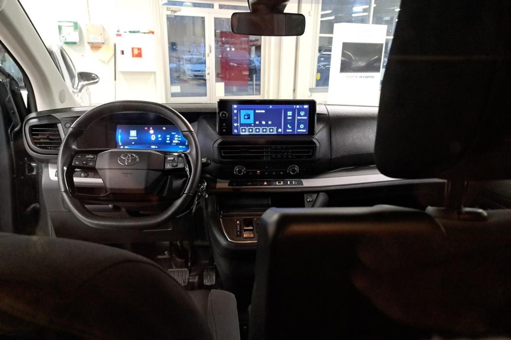 TOYOTA Proace 2024