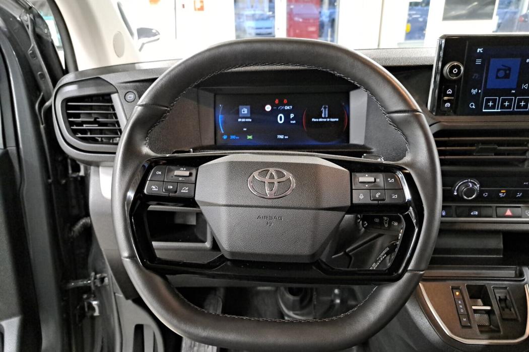TOYOTA Proace 2024