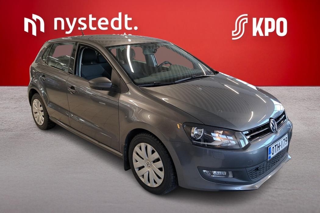 VOLKSWAGEN Polo 2012