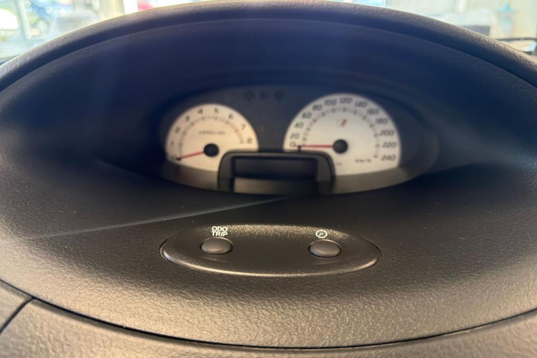 TOYOTA Yaris 2004